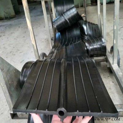 中埋式橡胶止水带止水钢板300400背贴式加工定做**建筑工地