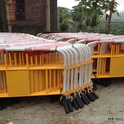供应洋亿YY-20滚塑加工 公告护栏 建筑护栏
