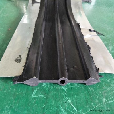 现货钢边橡胶止水带651型   可卸外贴式钢边止水带300x8x10  国标 厂家直销e