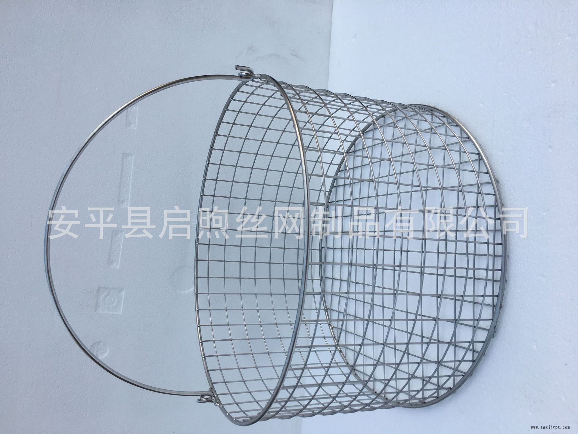 专业生产加工不锈钢网筐 网篮 消毒筐 不锈钢网篮 圆形提篮示例图4