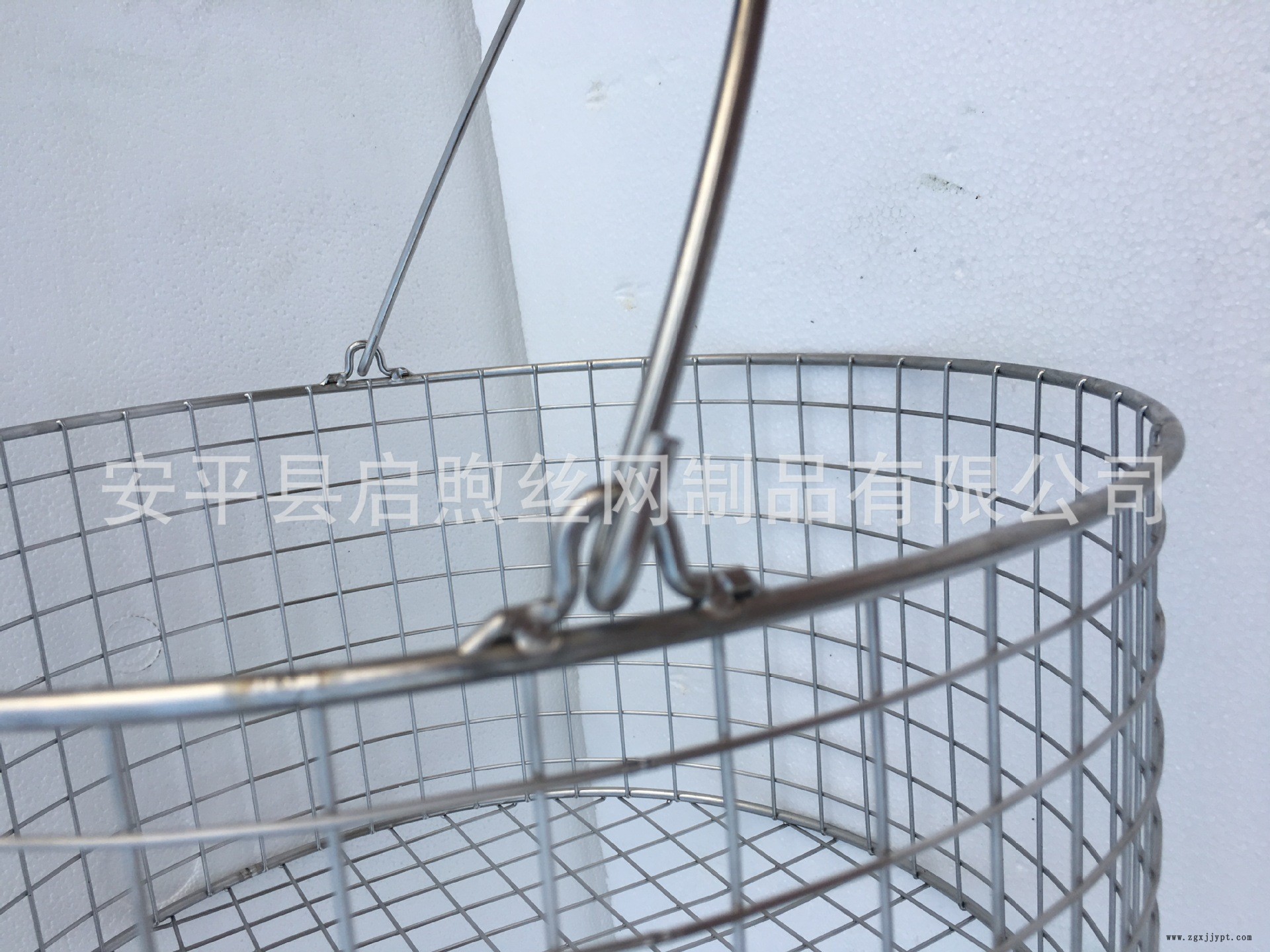 专业生产加工不锈钢网筐 网篮 消毒筐 不锈钢网篮 圆形提篮示例图2