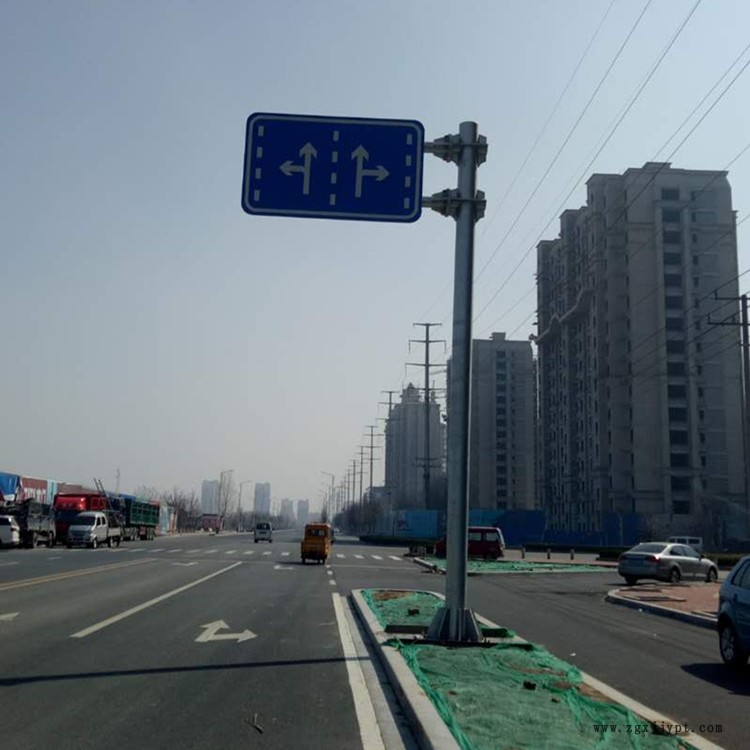 钢管杆 户外监控杆 公益牌 祥路质量可靠