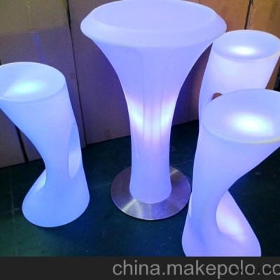 厂家直销酒店，酒吧，KTV滚塑LED发光桌子 发光茶几 发光家具