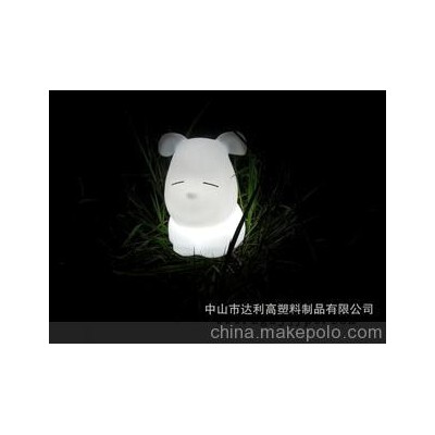 供优质ＰＥ灯罩、塑料灯罩、滚塑加工、专业滚塑产品设计