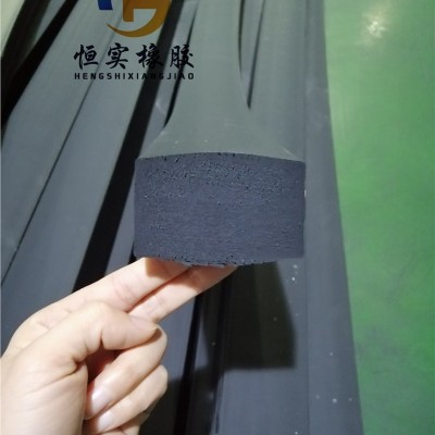 三元乙丙平板发泡密封条 自粘背胶机柜机械防撞条