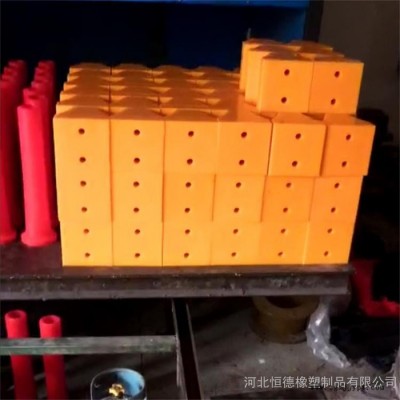高弹性聚氨酯梯形垫块 PU弹性缓冲垫 传动皮带耐磨聚氨酯挡块 聚氨酯减震垫