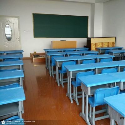 工程塑料学生课桌椅，塑料课桌椅，升降课桌椅，四川学生课桌厂家