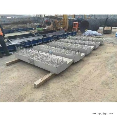 莱芜 水泥预制铁路遮板模具 遮板塑料模具 高速遮板钢板模具
