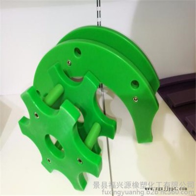 河北福兴源橡塑**专业生产定做洗瓶机设备配件  塑包机导轨   洗瓶机尼龙滑轨  垫块 分瓶导轨 导槽 垫板生产厂家