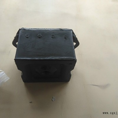 郑州宇通客车配件3 524-00580 发动机悬置胶垫 宇通原厂配件