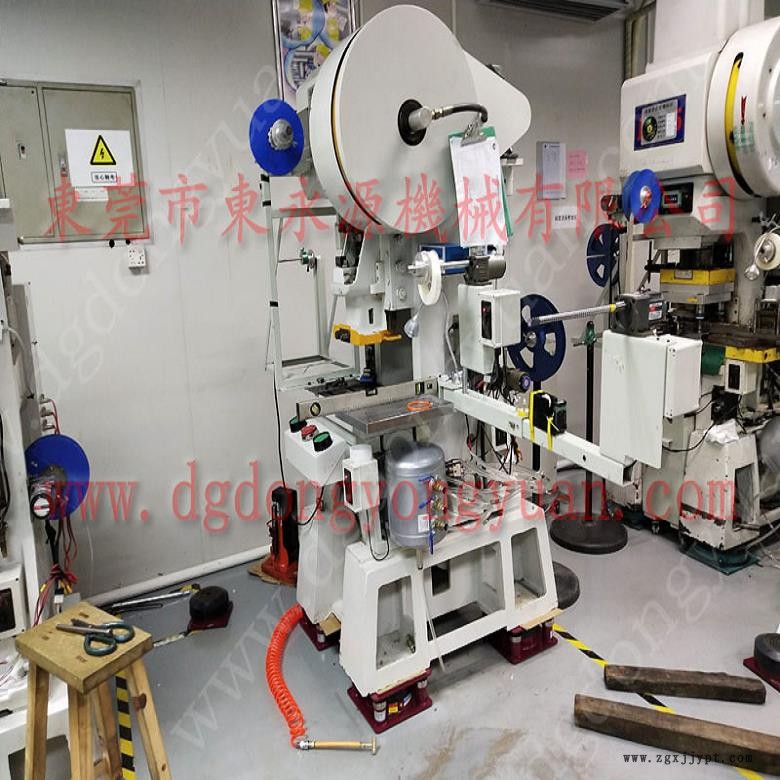楼上机械防震用的隔振器  手摇啤机隔震脚垫，冲压机械手配套涂油机